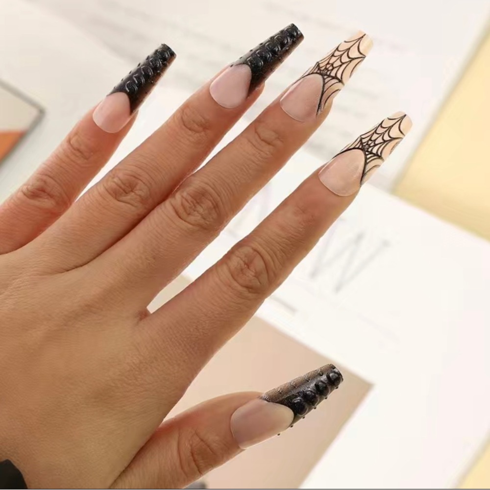 Spider Web Black French Tip Press On Nails